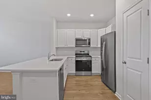 37 Arlotta St, Glassboro, NJ 08028 - Photo 11