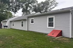 2420 Sunset Ave, Monroe Township, NJ 08094 - Photo 3