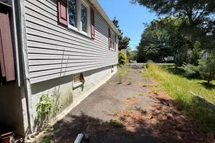 304 Pine St, Washington Township, NJ 08012 - Photo 5
