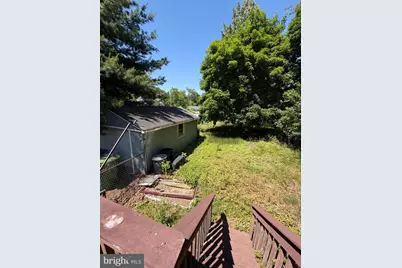 304 Pine Street, Washington Township, NJ 08012 - Photo 5