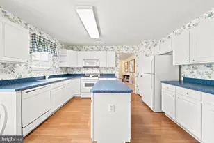 38 Pitman Pl, Sewell, NJ 08080 - Photo 19