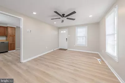 97 N Queen, West Deptford Township, NJ 08086 - Photo 5