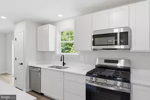 105 Dunbar St, Glassboro, NJ 08028 - Photo 15