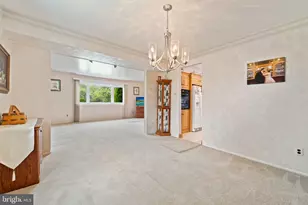 13 Hartford Rd, Sewell, NJ 08080 - Photo 17