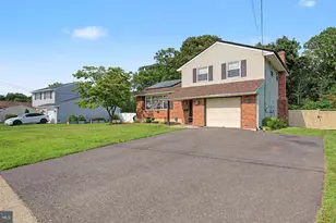 235 Forrest Dr, Blackwood, NJ 08012 - Photo 21