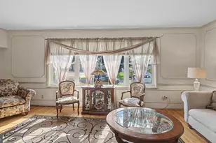 235 Forrest Dr, Blackwood, NJ 08012 - Photo 5