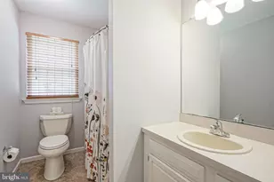 1564 Sunnyhill Ave, Monroe Township, NJ 08094 - Photo 17