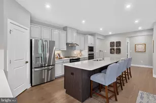 602 Van Buren Ct, Swedesboro, NJ 08085 - Photo 7