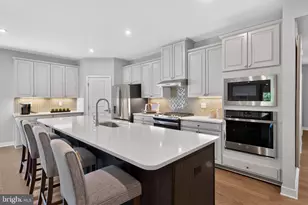 602 Van Buren Ct, Swedesboro, NJ 08085 - Photo 5