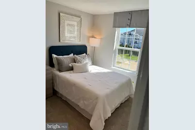 215 Macoun Way, Glassboro, NJ 08028 - Photo 5