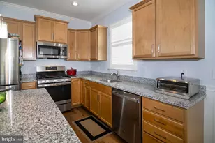 3700 Castleton Dr, Monroe Township, NJ 08094 - Photo 9