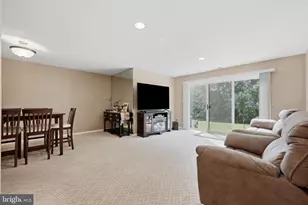 128 Haven Ct, Sewell, NJ 08080 - Photo 3