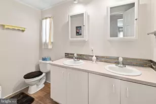 209 Sunnyside Ln, Monroe Township, NJ 08094 - Photo 11
