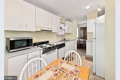 209 Sunnyside Ln, Monroe Township, NJ 08094 - Photo 5
