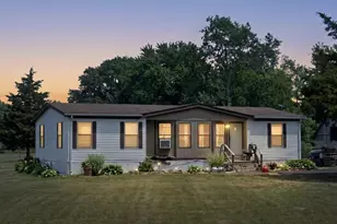 500 Orbanus Ln, Monroe Township, NJ 08094 - Photo 1