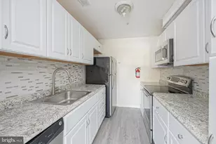 28 Birchwood Ct, West Deptford, NJ 08066 - Photo 3
