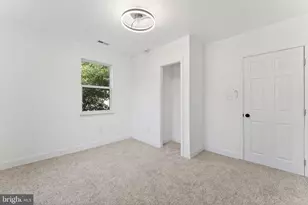 353 Florence Blvd, Monroe Township, NJ 08094 - Photo 17
