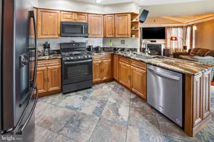 117 Stone Henge, Swedesboro, NJ 08085 - Photo 3