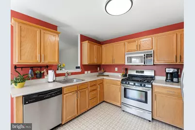 115 Shire Lane, Swedesboro, NJ 08085 - Photo 9