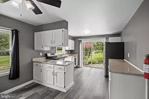 1921 Pitman Downer Rd, Monroe Township, NJ 08094 - Photo 9