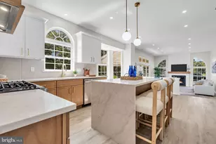 1055 Huntingdon Dr, Monroe Township, NJ 08094 - Photo 13