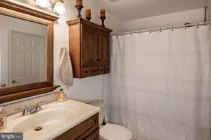 35 Williamsburg Ct, Glassboro, NJ 08028 - Photo 15