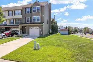 22 Canterbury Ct, Glassboro, NJ 08028 - Photo 1