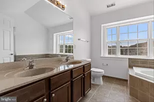 305 Keswick Dr, Woolwich Township, NJ 08085 - Photo 17