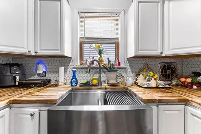 648 Billings Avenue, Paulsboro, NJ 08066 - Photo 9
