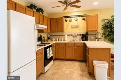 526 Trinidad Boulevard, Monroe Township, NJ 08094 - Photo 5
