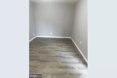101 W Buck Street #APT A, Paulsboro, NJ 08066 - Photo 7