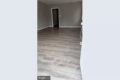 101 W Buck Street #APT A, Paulsboro, NJ 08066 - Photo 3