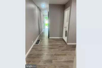 101 W Buck Street #APT A, Paulsboro, NJ 08066 - Photo 5