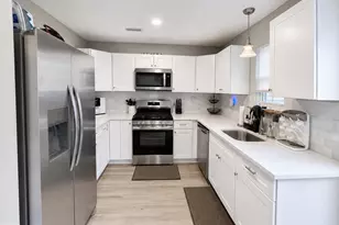 937 Woodstock Ct, Sewell, NJ 08080 - Photo 9