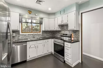 105 Ledden Lane, Blackwood, NJ 08012 - Photo 11