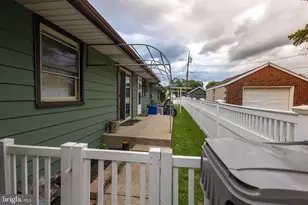 301 Lincoln Ave, Paulsboro, NJ 08066 - Photo 17