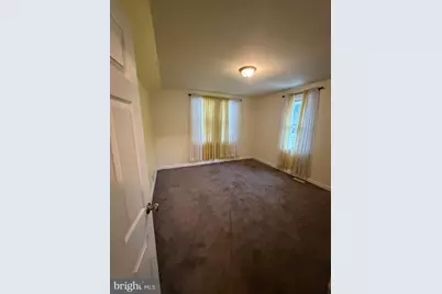 594 E Holly Avenue, Pitman, NJ 08071 - Photo 5