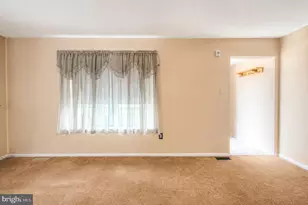 966 N Beecham Rd, Monroe Township, NJ 08094 - Photo 7