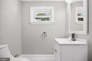 712 Billings Ave, Paulsboro, NJ 08066 - Photo 13