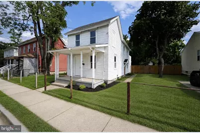 210 W Buck Street, Paulsboro, NJ 08066 - Photo 3