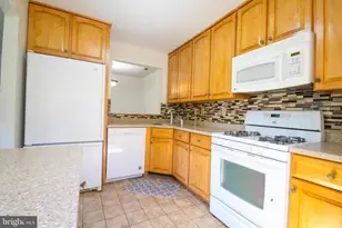 431 Atlanta Court, Sewell, NJ 08080 - Photo 9