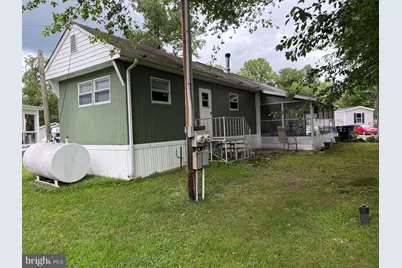 635 Newport Drive, Harrison Township, NJ 08062 - Photo 5