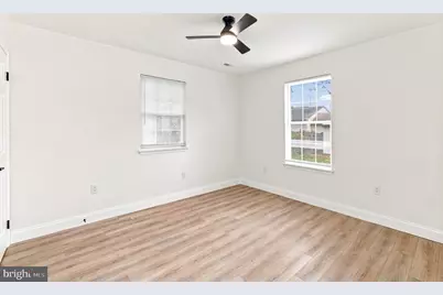 23 E Buck Street, Paulsboro, NJ 08066 - Photo 5