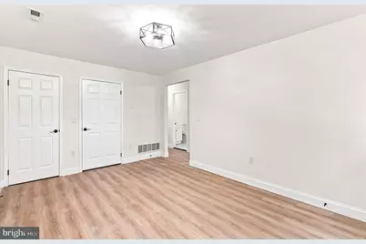 23 E Buck Street, Paulsboro, NJ 08066 - Photo 9