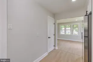 160 E Monmouth Ave, Sewell, NJ 08080 - Photo 11