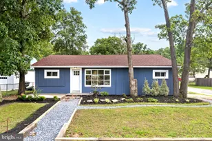 2105 Lakeside Dr, Monroe Township, NJ 08094 - Photo 1