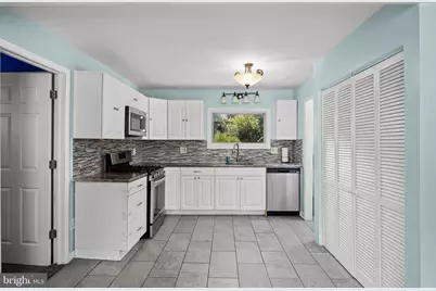 314 Leonard, West Deptford Township, NJ 08086 - Photo 3