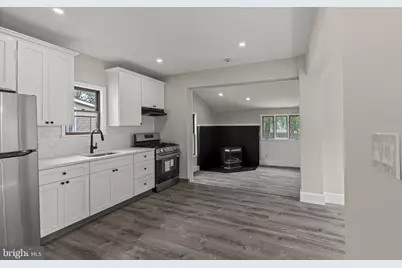 213 Chestnut Street, Westville, NJ 08093 - Photo 7