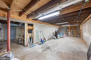 817 N Broad St, Woodbury, NJ 08096 - Photo 39