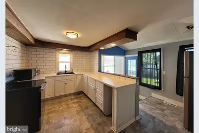 31 Mechanic Street, Logan Township, NJ 08014 - Photo 9